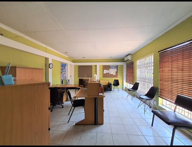 5 BEDROOM FREEHOLD FOR SALE IN NOORDWYK